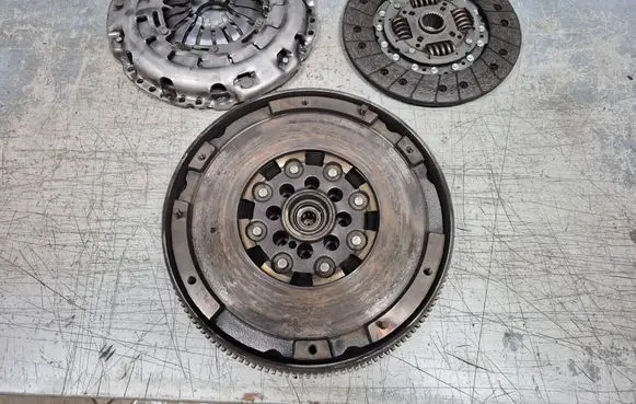 Mercedes-Benz E W211 Clutch set kit 
