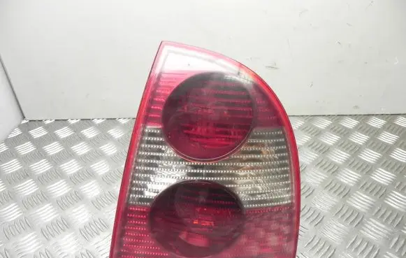 Volkswagen PASSAT B6 Rear/tail lights 3B5945096AE A3034