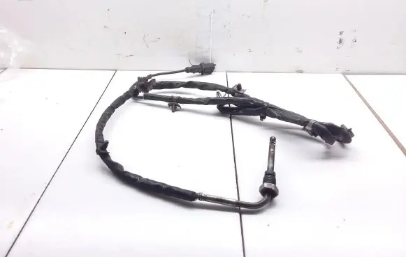 Opel Zafira B Exhaust gas temperature sensor 55558578