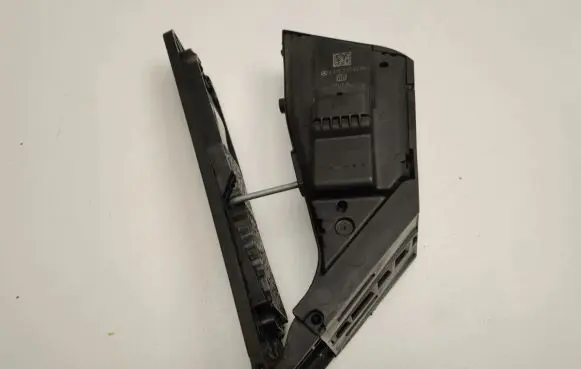 Mercedes-Benz C W205 Accelerator throttle pedal A2053000004