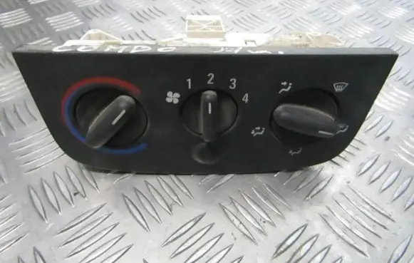 Opel Combo C Climate control unit 031109t