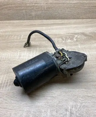 Mercedes-Benz E W123 Wiper motor 0390341076