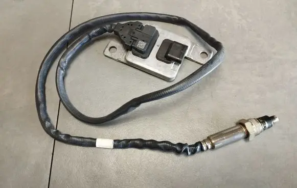 Audi A5 Sportback 8TA Lambda probe sensor 8K0907807J 5WK97205 1509290354