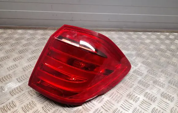 Mercedes-Benz GL X166 Rear/tail lights A1669067601