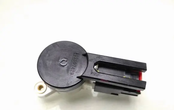 Opel Mokka X Brake pedal sensor switch 13597429