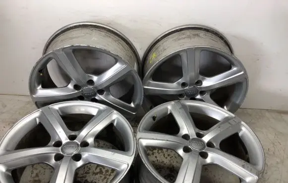 Audi Q5 SQ5 R19 alloy rim 8R0601025L