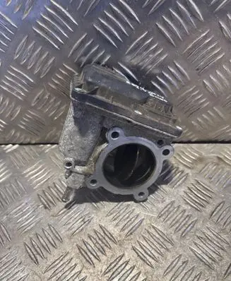 Toyota RAV 4 (XA40) Throttle valve 261000R020