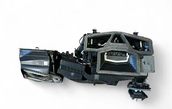BMW 8 G16 Interior heater climate box assembly 6997030 69290301 KF255005