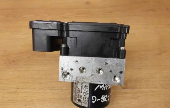 Mitsubishi Outlander ABS Pump 4670A552