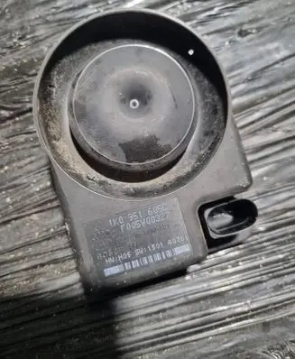 Skoda Rapid (NH) Alarm system siren F005V00327