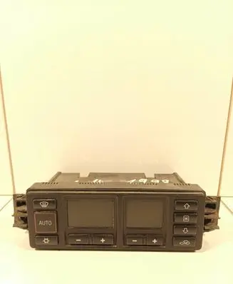 Audi A4 S4 B5 8D Climate control unit
