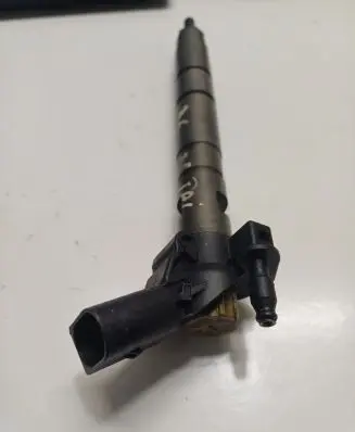 Audi A6 S6 C7 4G Fuel injector 059130277AB