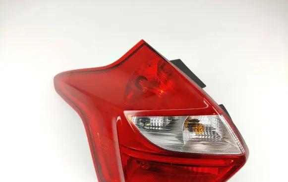 Ford Focus Rear/tail lights BM5113405A