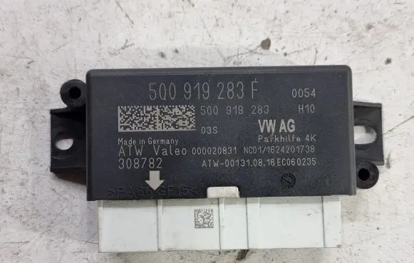 Skoda Octavia Mk3 (5E) Parking PDC control unit/module 5Q0919283F