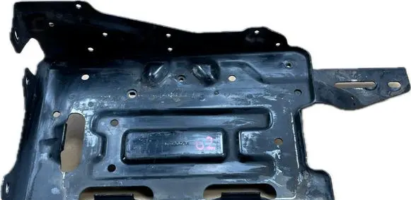 Cadillac Escalade IV Battery box tray 03510R6