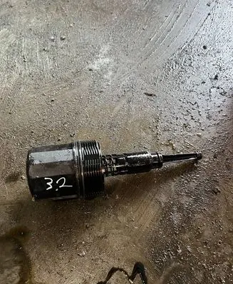 Mercedes-Benz E W211 Oil filter cover 