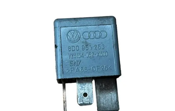 Audi A2 Other relay 8D0951253 V23134J52X300