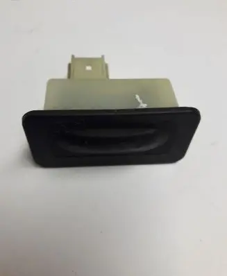 Renault Scenic I Tailgate glass/window release handle 8200000900
