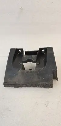 Volvo XC60 Fender mounting bracket 32216697