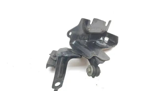 Mazda 6 ABS pump bracket 