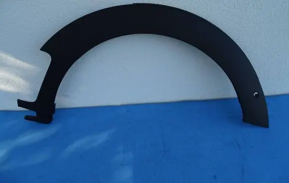Fender end trim
