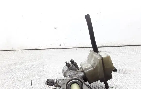 Renault Espace - Grand espace IV Master brake cylinder 8200181766A