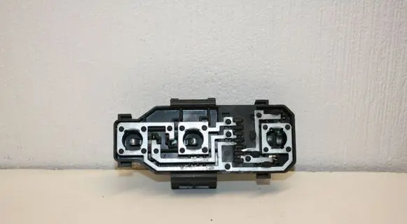 Audi A6 S6 C5 4B Tail light bulb cover holder BL3158B