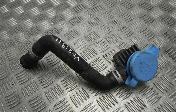 Alfa Romeo Stelvio Engine coolant pipe/hose B805