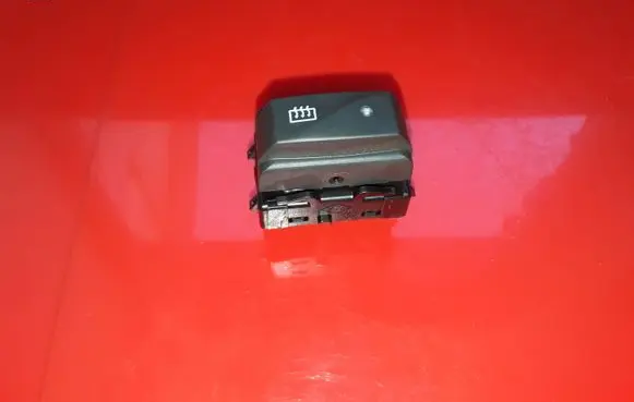 Dacia Dokker Windscreen/window heater switch 253503244R 10023637A