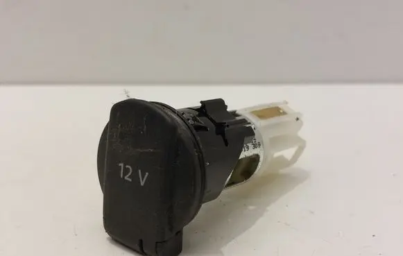 Volkswagen Touran I 12 V Socket (front) 1K0919309