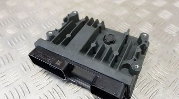 Toyota Corolla E210 E21 Engine control unit/module 896610ZU10
