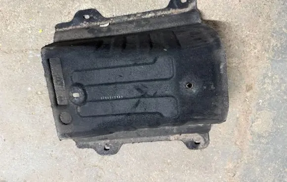 Hyundai i30 Exhaust heat shield 23793G4000