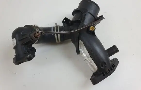 Mercedes-Benz A W176 Air intake duct part 1207500 165763328R