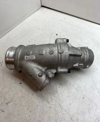 Volkswagen Multivan T6 Turbo air intake inlet pipe/hose 03N145721E