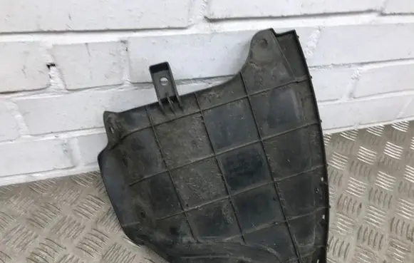 Lexus CT 200H Other under body part 5259176010