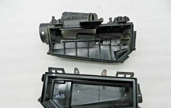 Mercedes-Benz E W212 Air filter box A2710940304 A2710901601