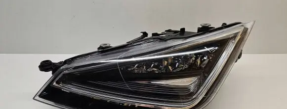 Seat Ibiza V (KJ) Headlight/headlamp 6F1941007E SE066