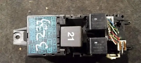 Mitsubishi Carisma Fuse box set mb953355 6228ok
