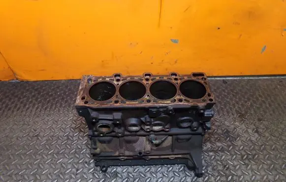 Mazda CX-7 Engine block R2AA 3MB39