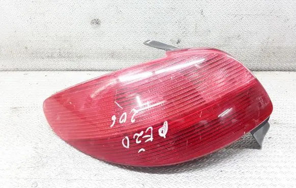 Peugeot 206 Rear/tail lights