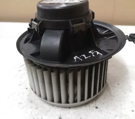 Alfa Romeo 156 Heater fan/blower 885001755 52488448