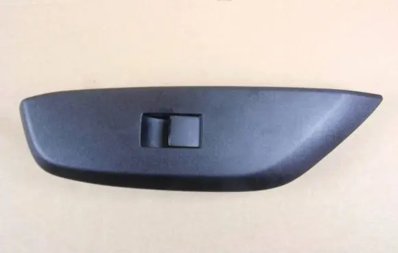 Toyota Yaris XP210 Electric window control switch 74231K0080
