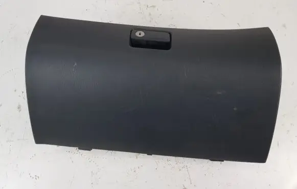 Toyota Avensis T250 Glove box 5555005070