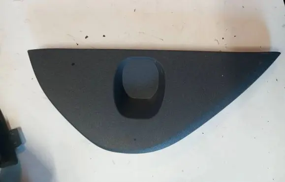 Volvo XC60 Dashboard side end trim 30755647 30755851