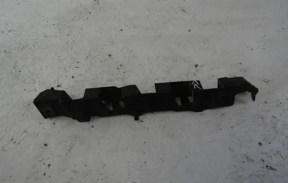 Citroen C4 II Front bumper mounting bracket 9687310680
