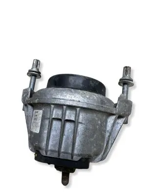BMW 1 E81 E87 Engine mount bracket 6768799 923041110