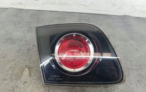 Mazda 3 I Tailgate rear/tail lights P2775LSTANLEY