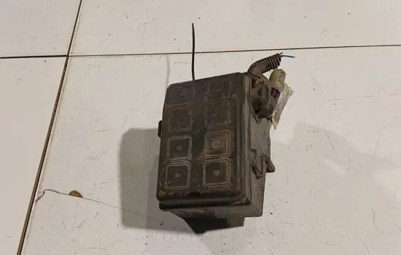 Opel Zafira A Fuse box set 90560119
