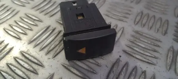 Hyundai Lantra I Hazard light switch 9379028001 93790-28001
