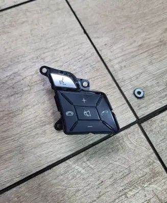 Mercedes-Benz C W204 Multifunctional control switch/knob A1725400362 3415120102 114373052720046